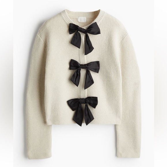 Bow Cardigan - Picture 1 of 4